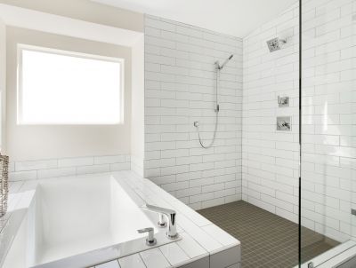 Open Shower with Niche Storage