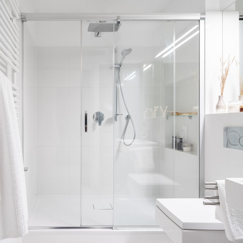 Corner Shower with Curved Glass